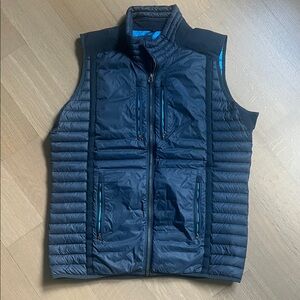 KUHL - Men's Navy Blue Quilted Vest